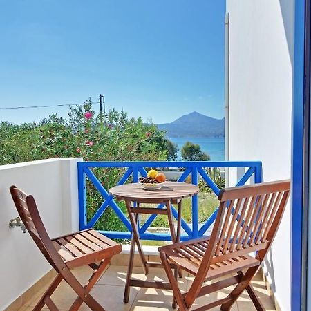 Nikos Sea View Apartments آداماس المظهر الخارجي الصورة