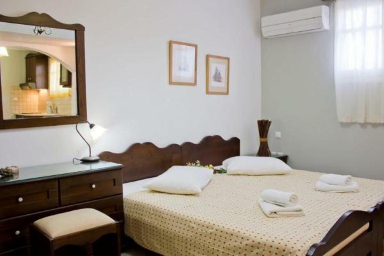 Nikos Sea View Apartments آداماس المظهر الخارجي الصورة