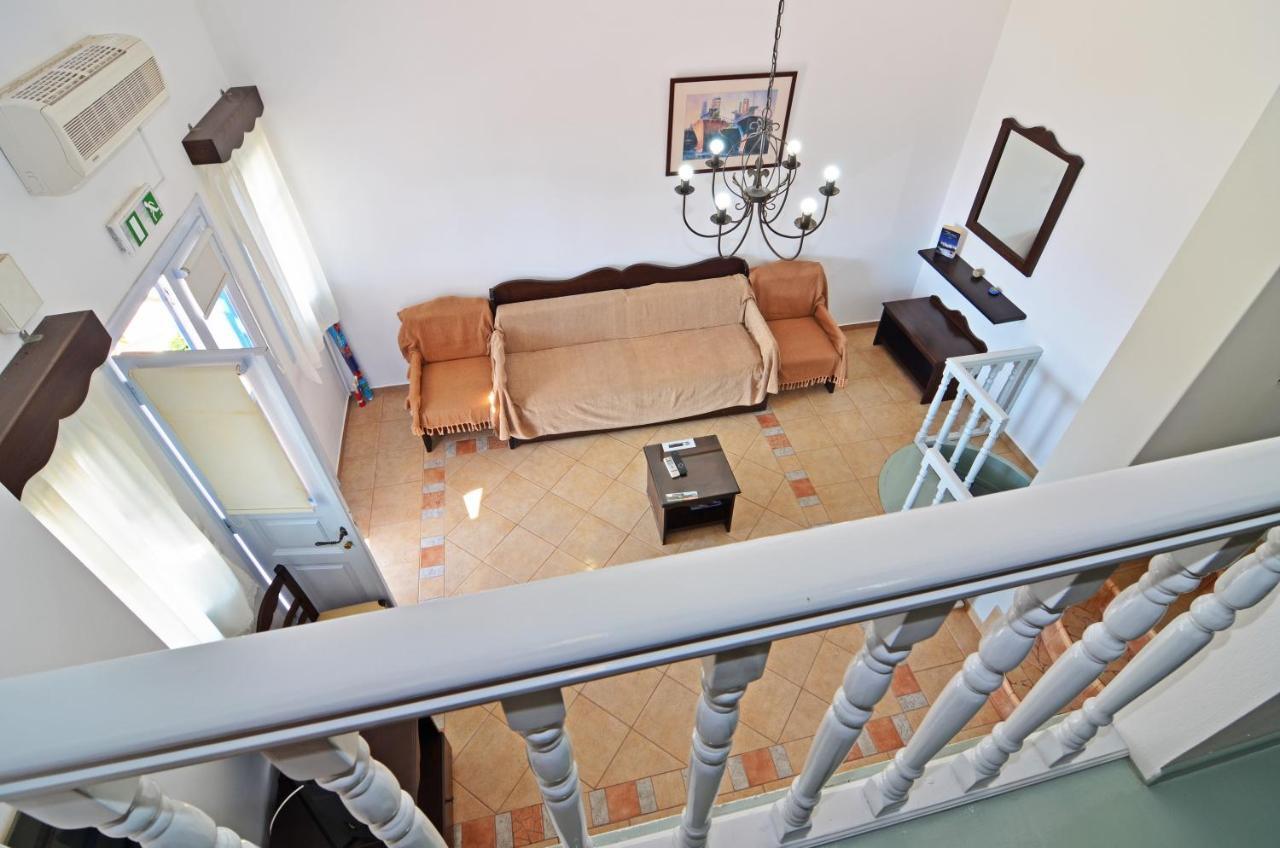 Nikos Sea View Apartments آداماس المظهر الخارجي الصورة